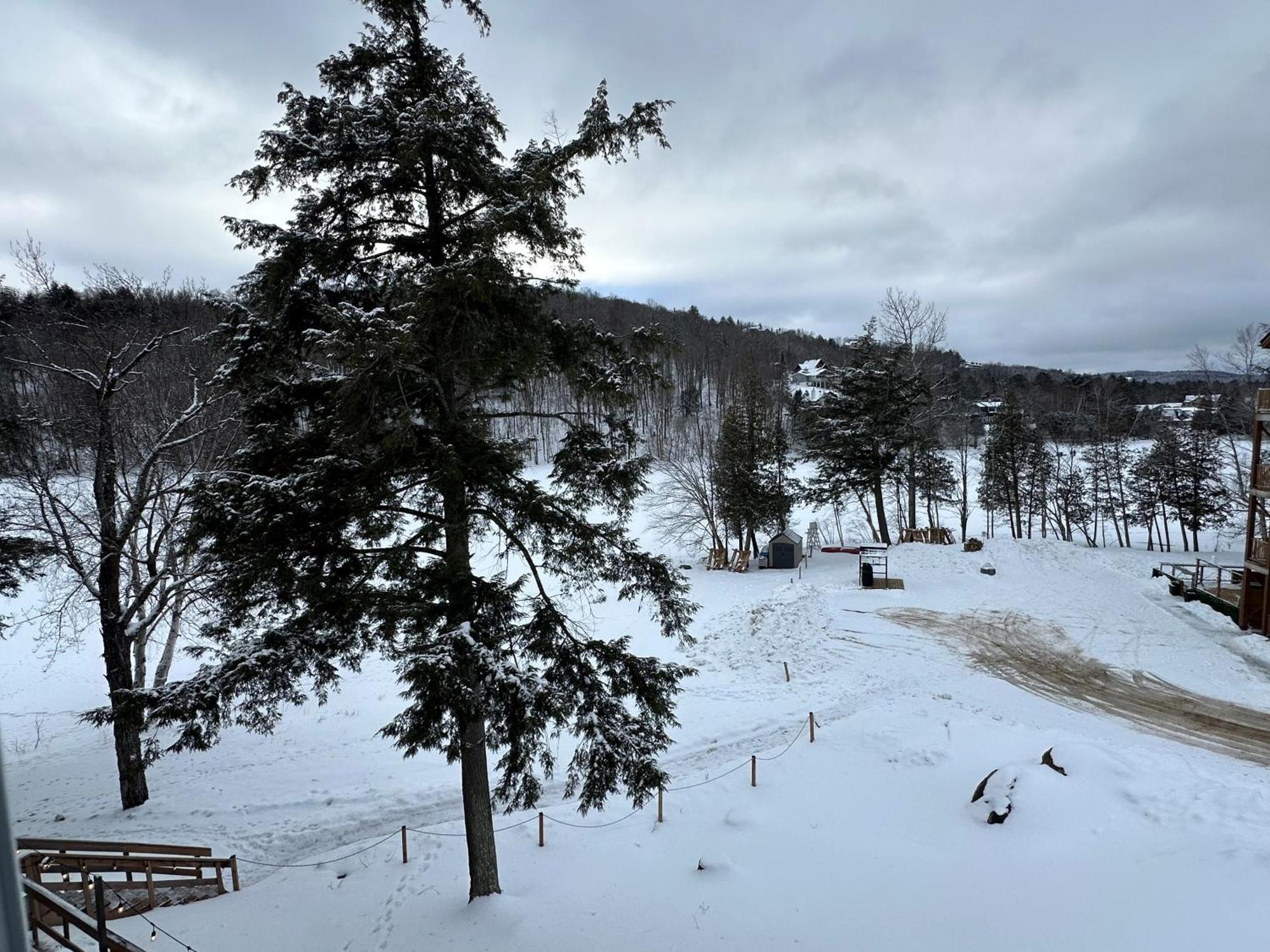Auberge Morritt Μοντ Τρεμπλάν Εξωτερικό φωτογραφία